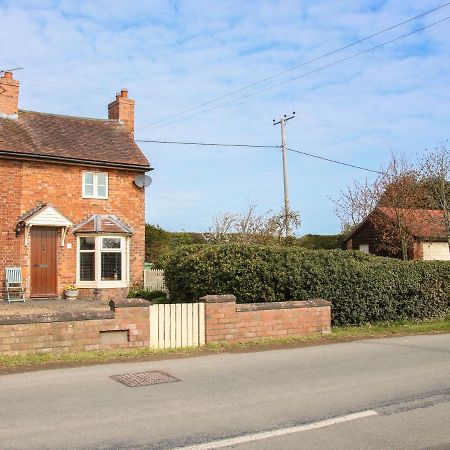 1 Royal Oak Cottages Шрусбъри Екстериор снимка